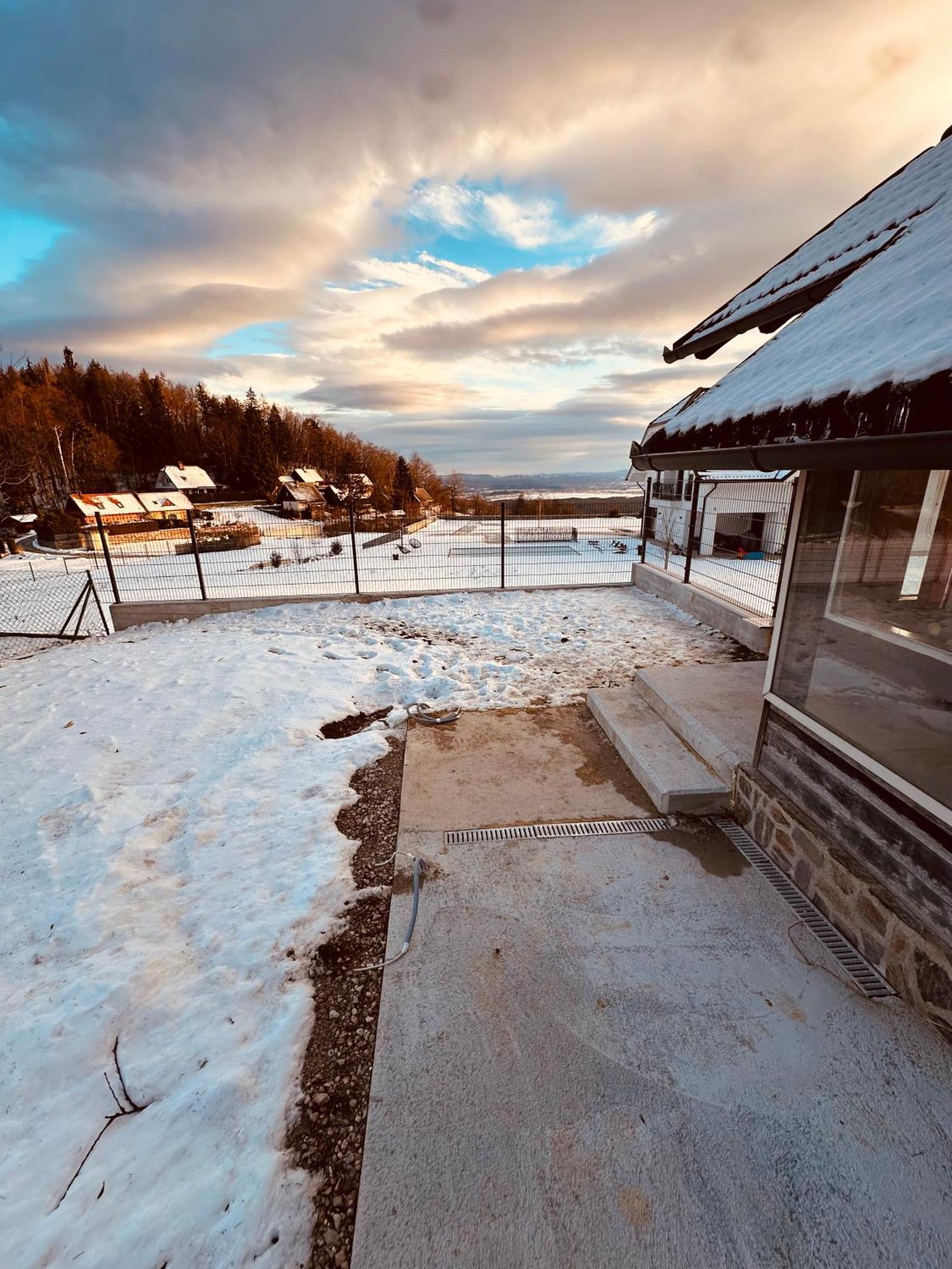 Chalet Pjagodic Cerklje na Gorenjskem Eksteriør billede